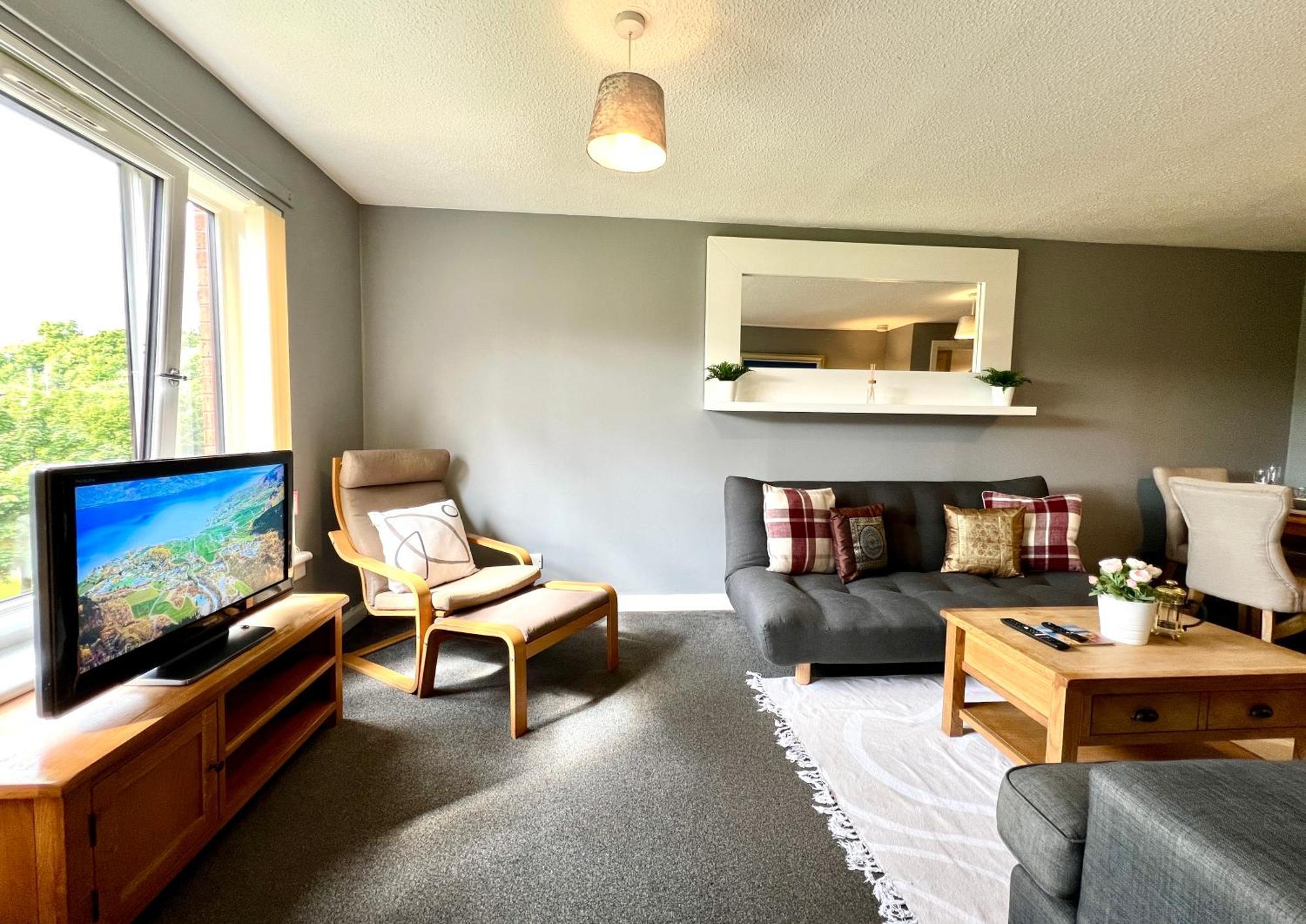 Spacious 2 Bed-Flat In Glasgow City - Free Parking エクステリア 写真