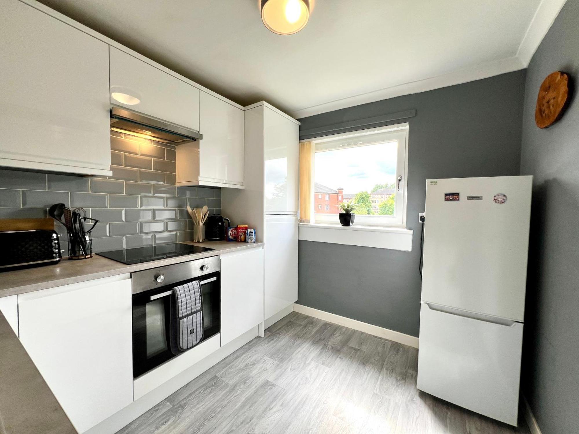 Spacious 2 Bed-Flat In Glasgow City - Free Parking エクステリア 写真